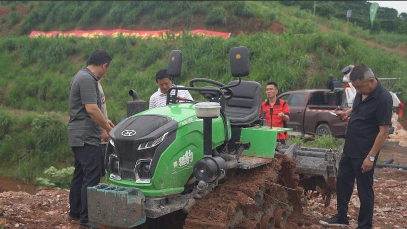 小型牛羊养殖机械：价格背后的考量因素